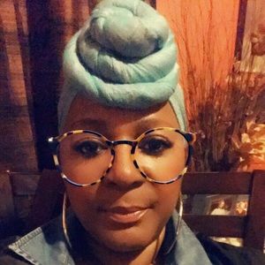 Meet your Posher, Tracey